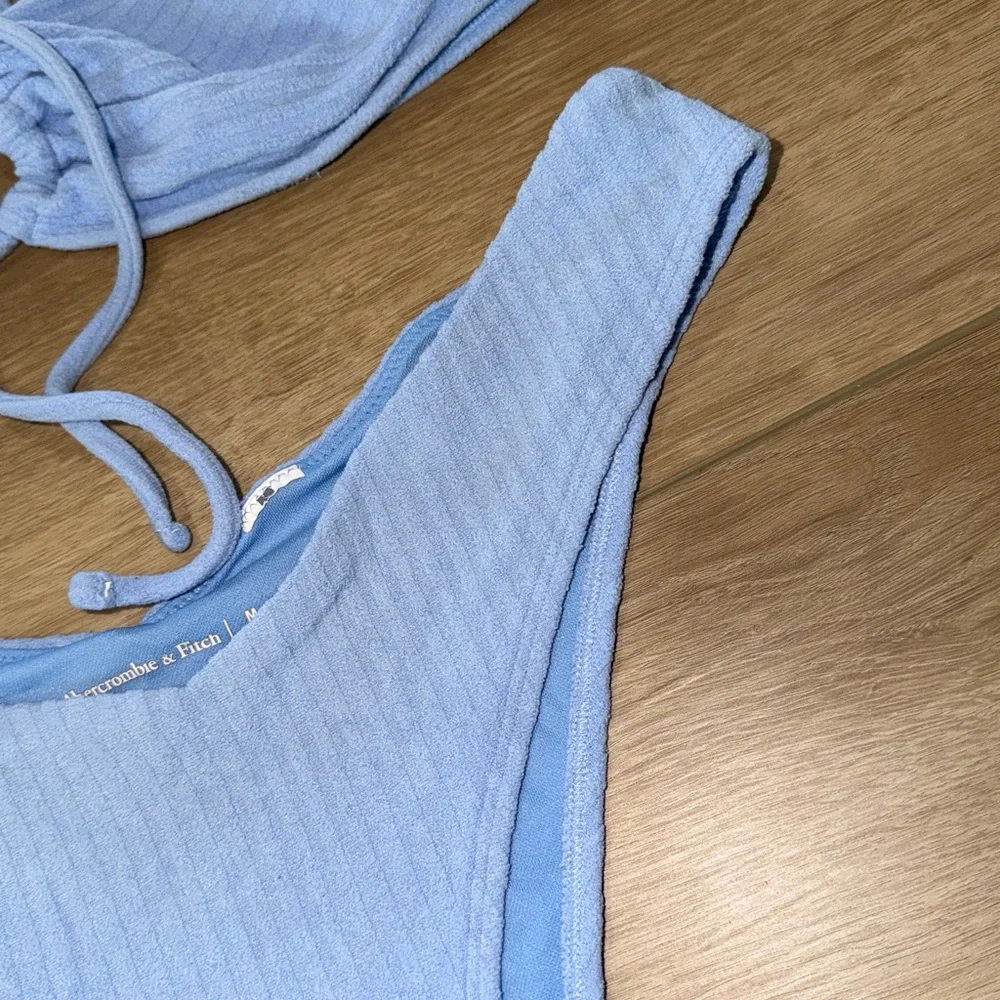 Abercrombie & Fitch Amalfi 2 piece powder blue ribbed swimsuit/ bikini medium - Picture 2 of 6
